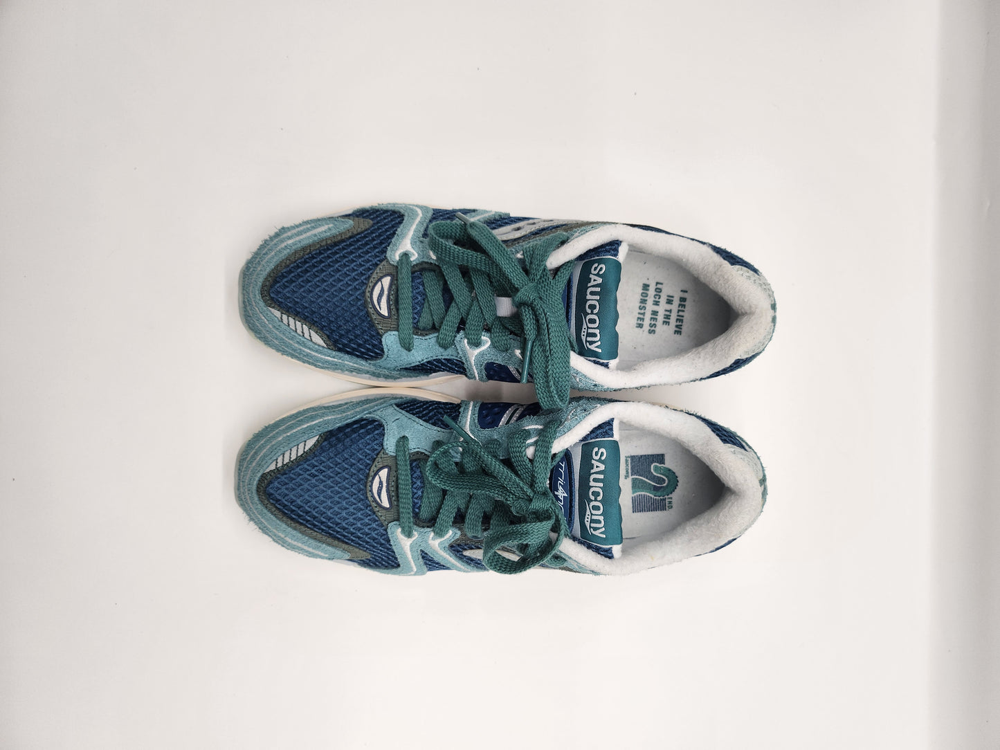 Saucony x END. ProGrid Triumph 4