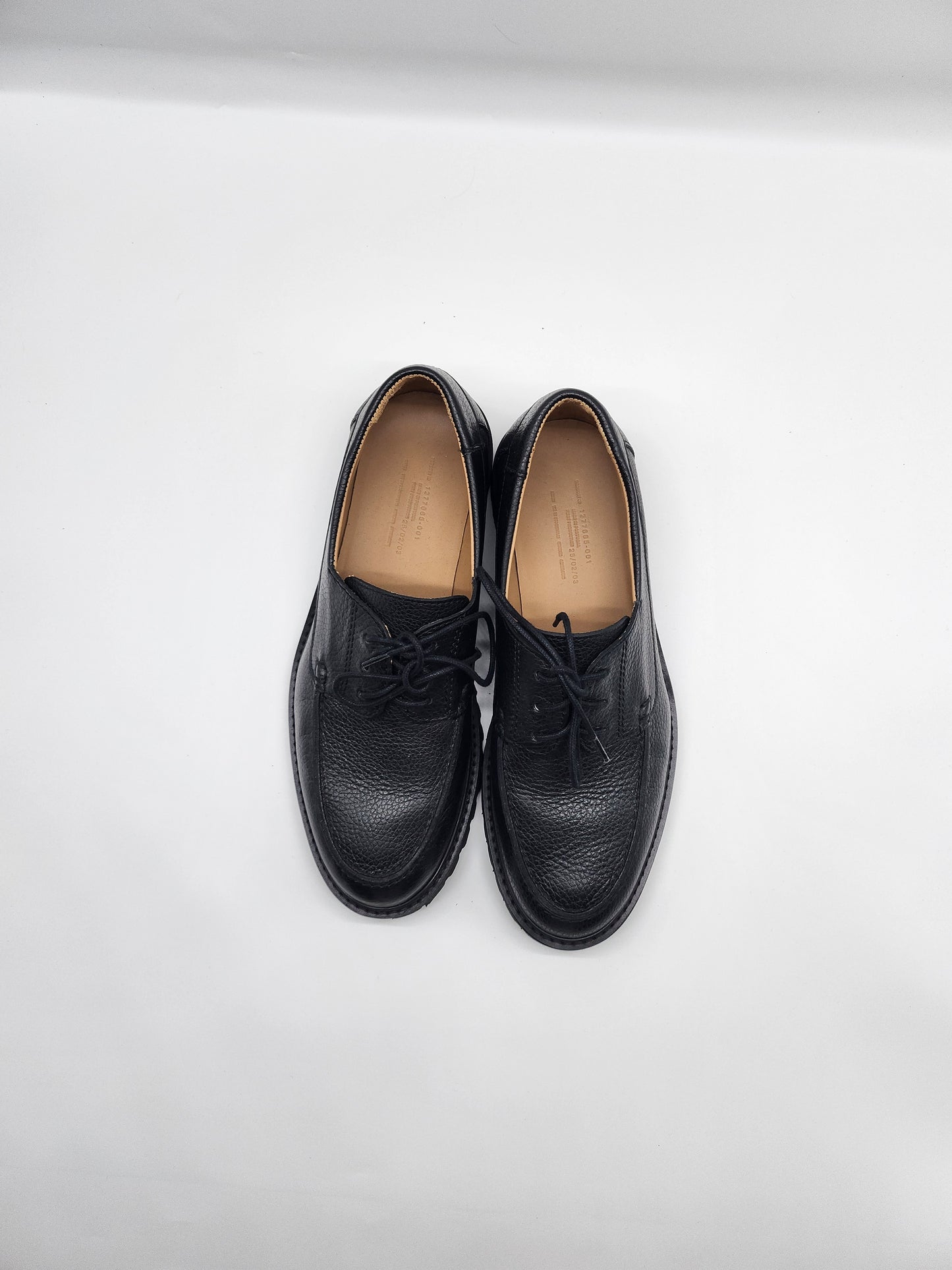 Arket Moc-Toe