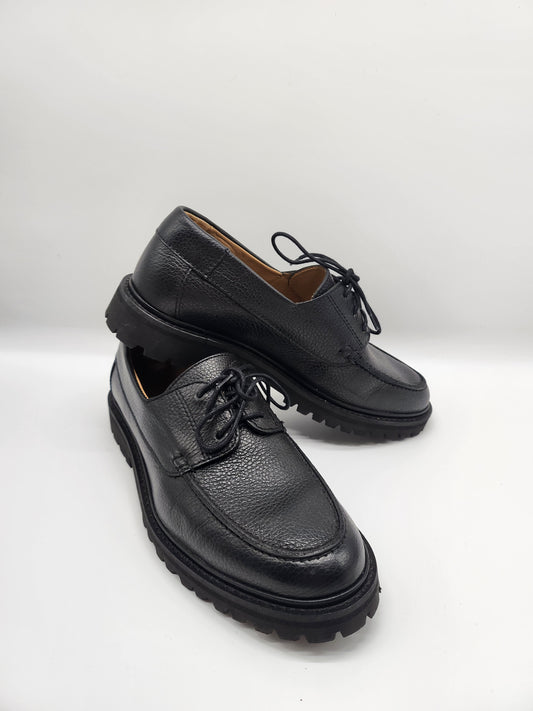 Arket Moc-Toe